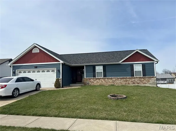 81 Brookshire Creek Dr, Wentzville, MO 63385