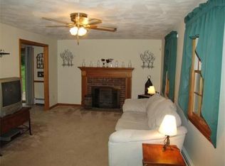 219 Elm St, Blackstone, MA 01504
