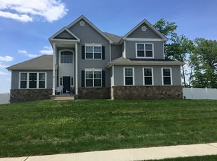 41 Imperial Pl, Jackson, NJ 08527