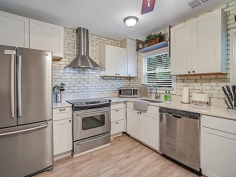1715 Legrand St — Photo 10
