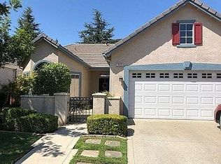 1946 Stonebrook Ln, Clovis, CA
