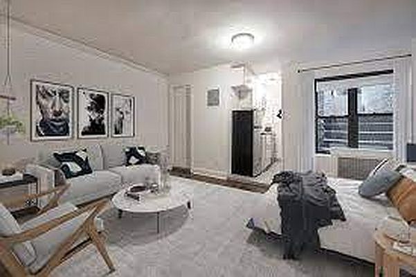 1st image of 232 E 52nd St #1C