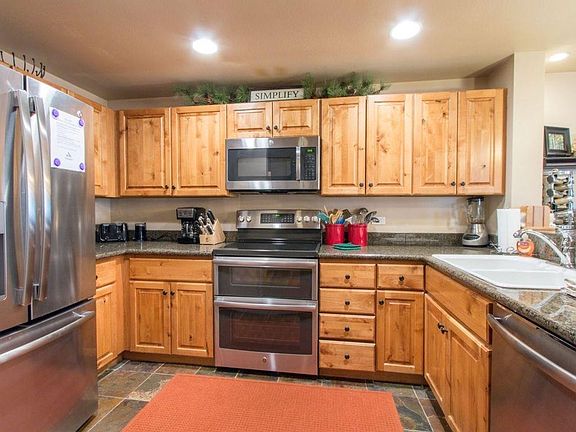 4th image of 645 S Park Ave #504