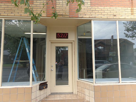 2nd image of 5217 Chippewa St