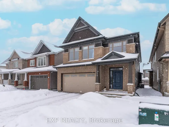 116 Helen Rapp Way, Ottawa, ON K1T 0N4