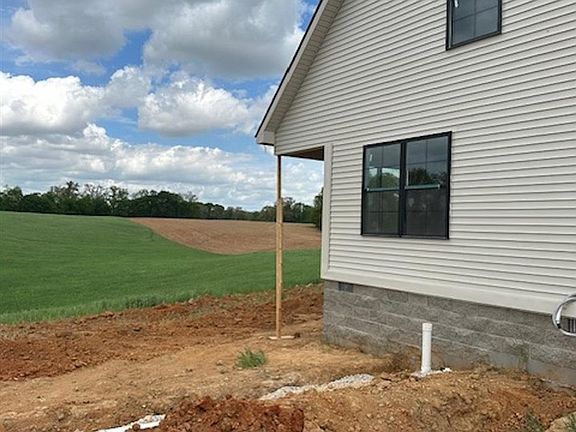 3rd image of 2092 Bethel Ln
