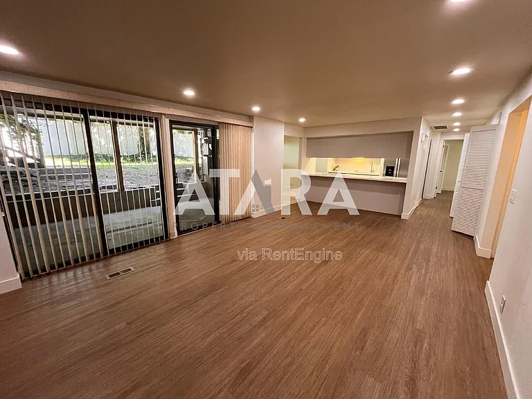 2141 S 2060 E — Photo 8