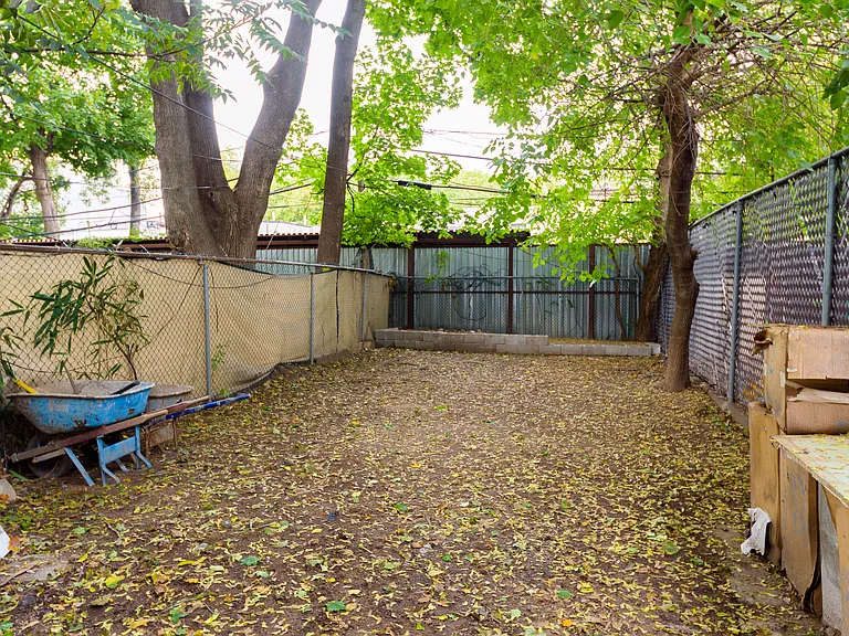 1301 Park Pl #1R — Photo 6