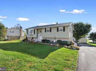 2612 Danielle Dr, Dover, PA