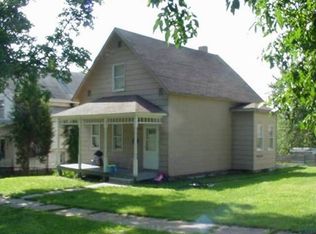 1223 Smith St, Burlington, IA