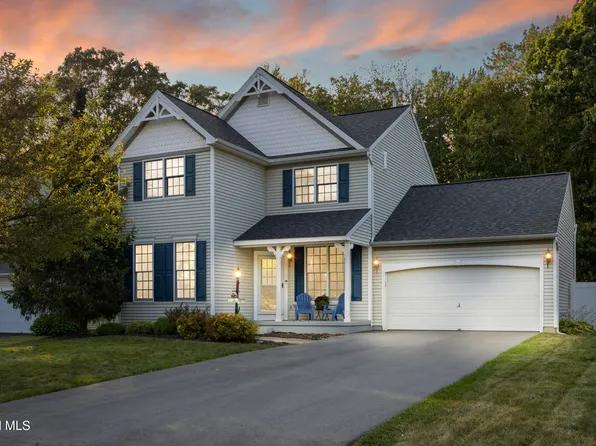 34 Lupine Drive, Malta, NY 12020