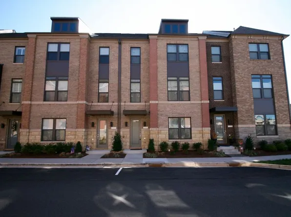 44711 Ellsworth Ter, Ashburn, VA 20147