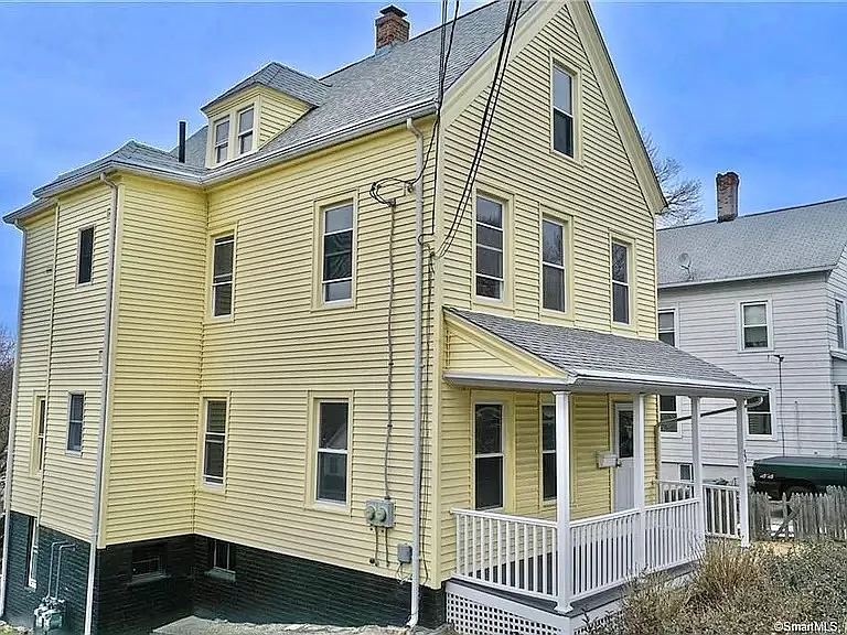 32 Berkeley Avenue - 2 — Photo 2