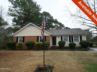 102 Northview Ct, Jacksonville, NC 28546