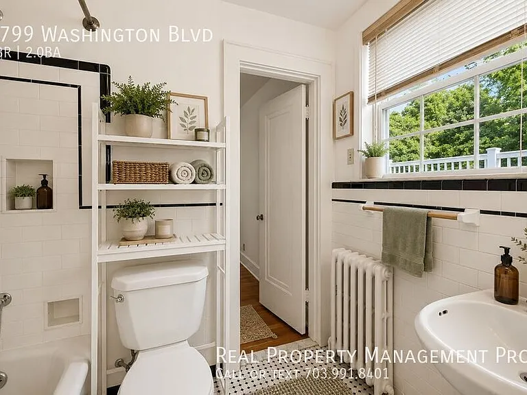 2799 Washington Blvd — Photo 7