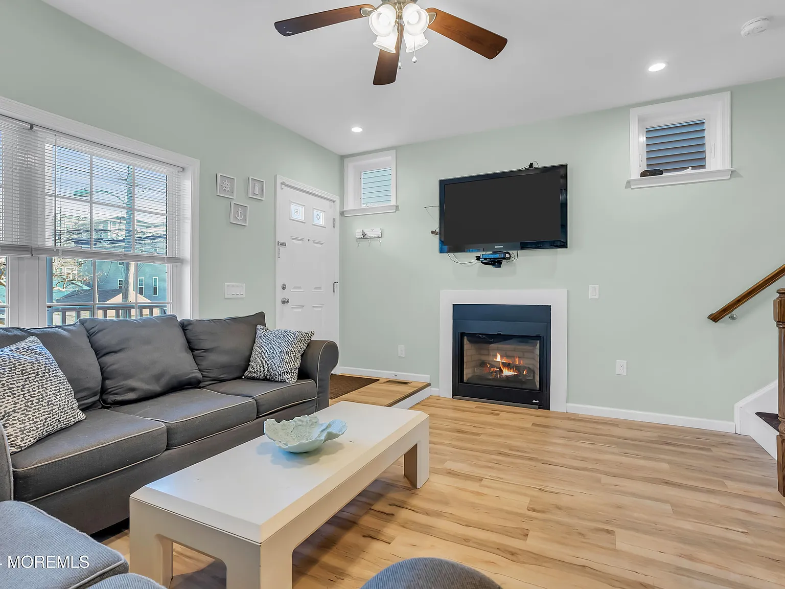 3 bed, 2.5 bath, $4,500 — Photo 4