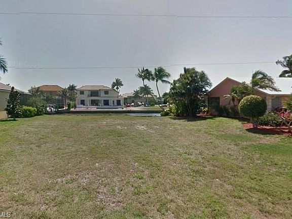 4th image of 1813 Menorca Ct