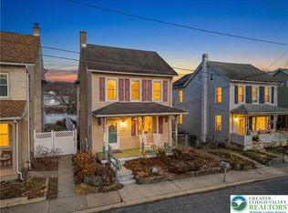 117 S Canal St, Walnutport, PA 18088