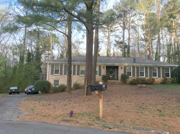4821 Valley Dale Dr SW #B, Lilburn, GA 30047