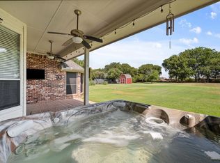 1825 Meadow Springs Dr, Haslet, TX 76052