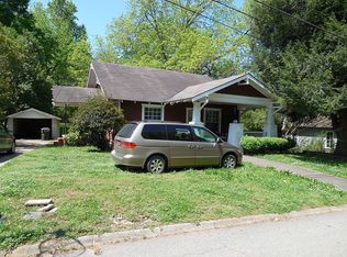 1253 Striplin St, Roanoke, AL 36274
