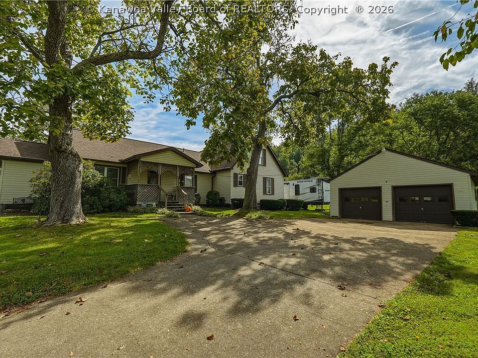 1st image of 608 Teays Ln
