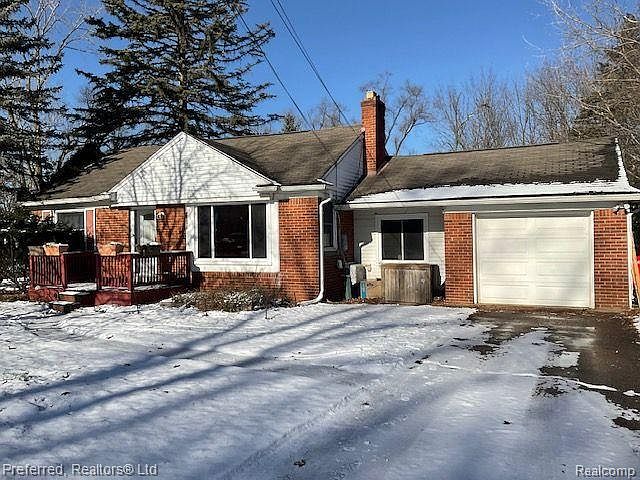 1st image of 21876 Frazer Ave