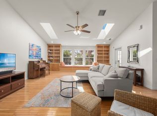 1846 Farm Trl, Sanibel, FL 33957