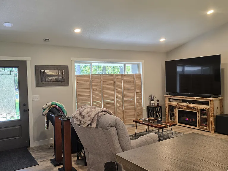 15518 Explorer Cir — Photo 19