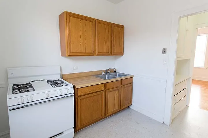 5034-5046 S. Woodlawn Avenue — Photo 27