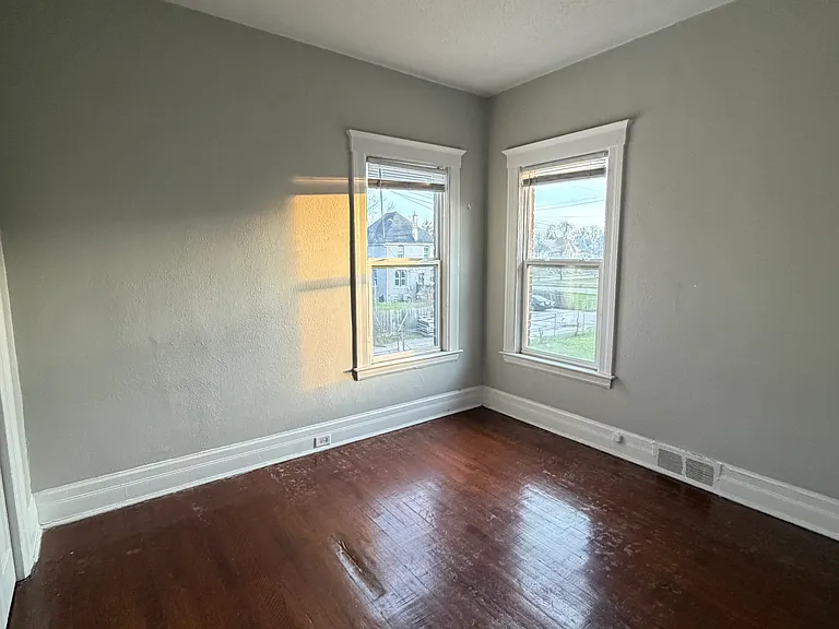 536 Holbrook Ave #A — Photo 10
