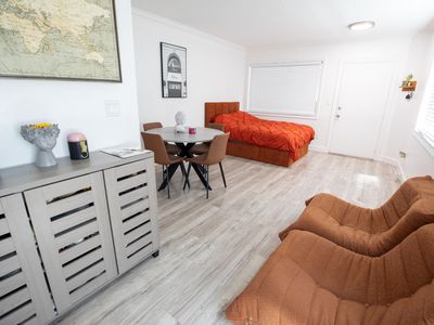 740 11th Street #3a, Miami Beach, FL, 33139