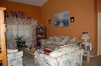 5th image of 355 Sterling Dr