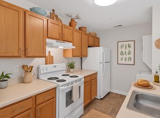 Royal Courts, Washington, DC 20032