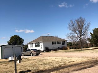 9410 Lindsay Rd, Kearney, NE 68845