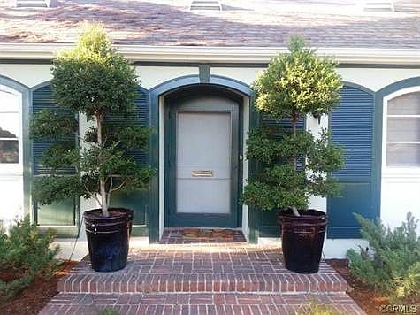 4th image of 795 W 10th St
