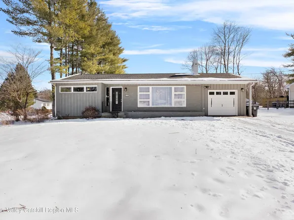 81 Beechwood Avenue, Poughkeepsie, NY 12603