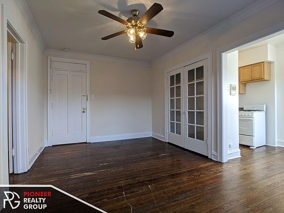 2nd image of 4643 N Paulina St #208RA