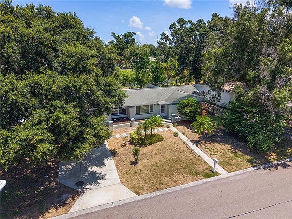 3rd image of 1428 PINEBROOK DRIVE