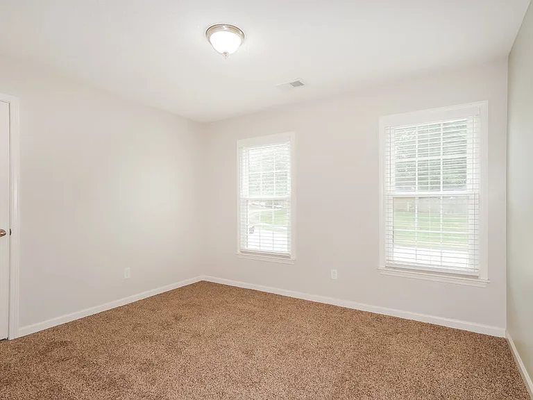 8982 Carrollwood Ln E — Photo 14