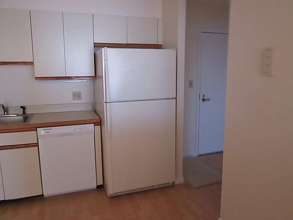 5th image of 109 Water St APT 205