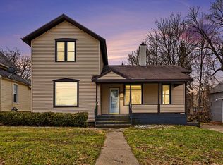 154 Carrier St NE, Grand Rapids, MI 49505