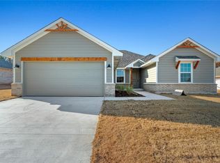 4632 Lincoln Lndg, Harrah, OK 73045