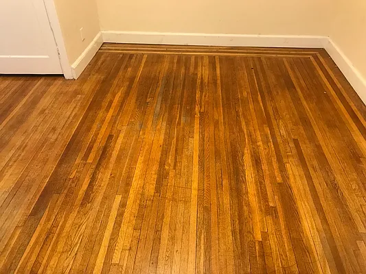 Rented by Metroline Realty | media 11