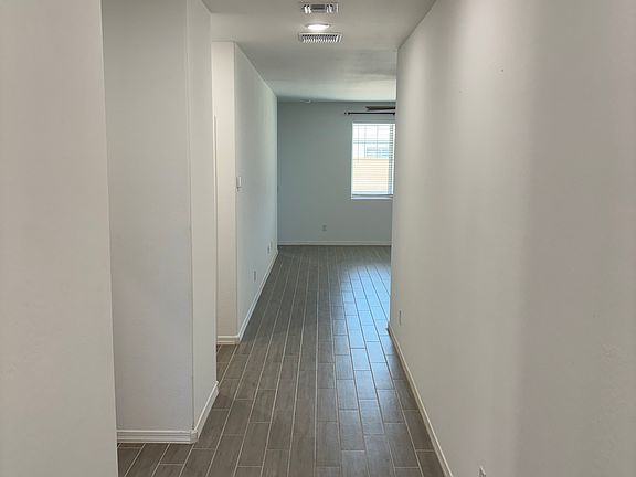 3rd image of 22887 E Bonanza Ct
