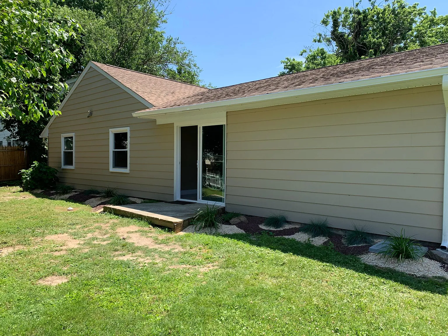 33 Pastoral Ln — Photo 3