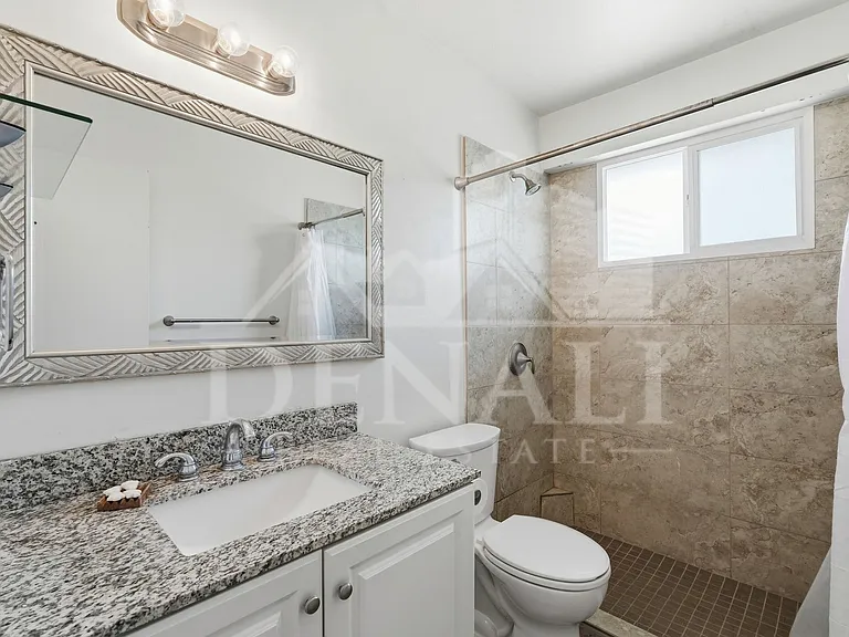 4026 E Alhambra Pl — Photo 22