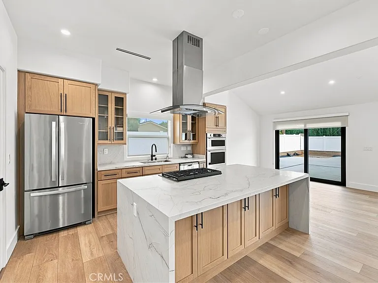 17511 Leafwood Ln — Photo 7