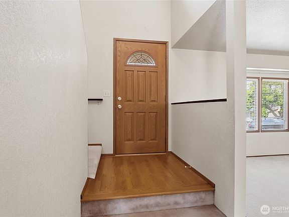 4th image of 22847 103rd Avenue SE