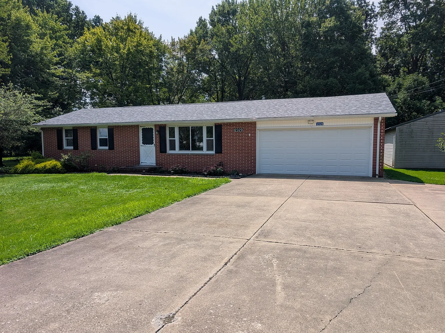 12320 Hickorycrest St NE — Photo 1